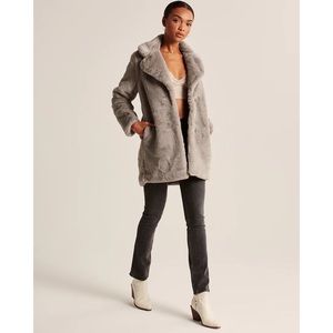 Abercrombie & Fitch Faux Fur Coat Gray XS